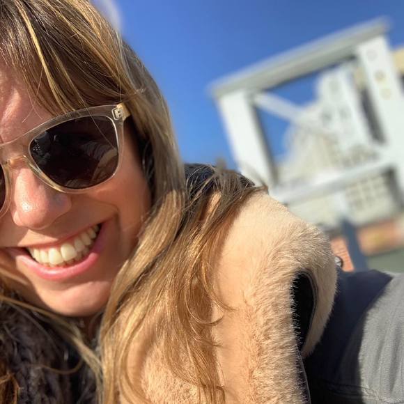 Meet your Posher, Randi - Picture 1 of 1